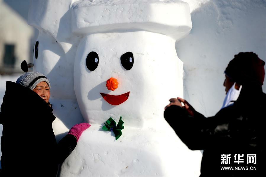 厉害了!2018个雪人亮相哈尔滨